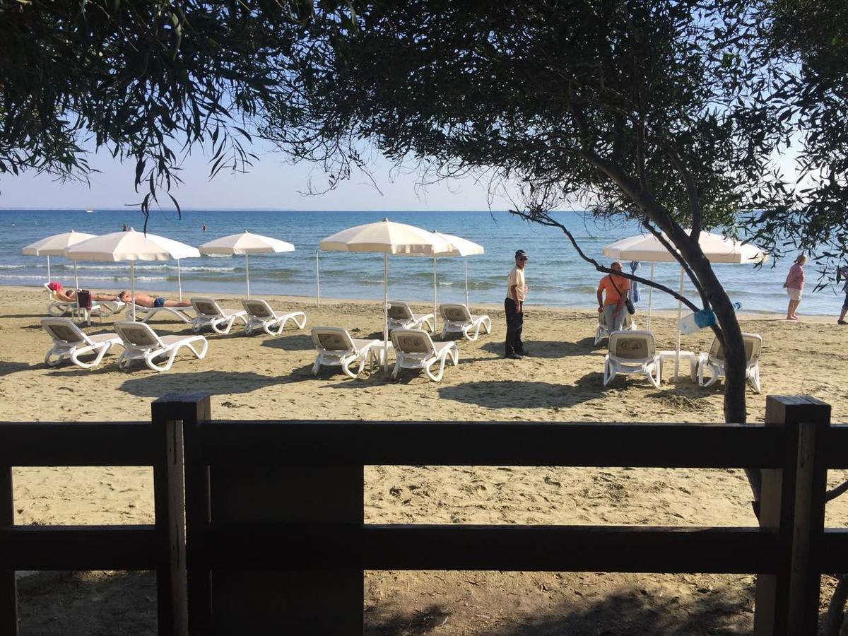 16 Sandy Beach Larnaca Eksteriør billede